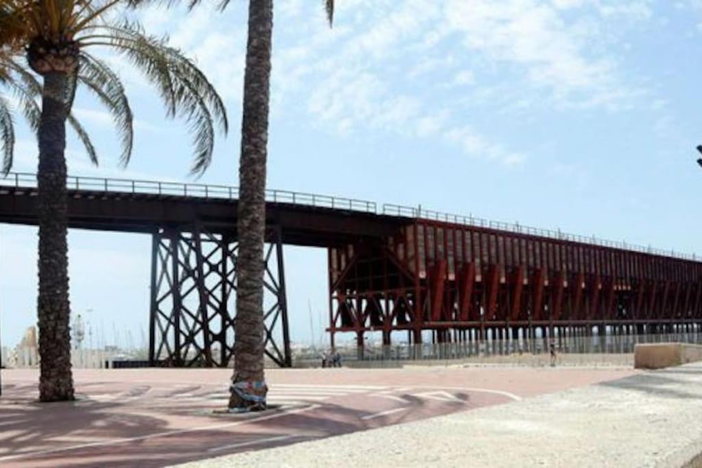 Precioso Piso En Almeria Centro Con Parking Gratis Exterior foto